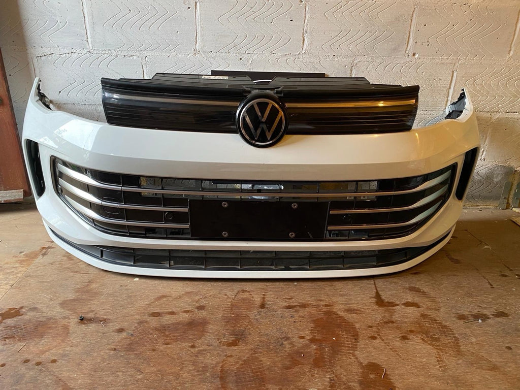 VW Tiguan 2025 Complete Front Bumper In White With Sensors And Wire Genuine