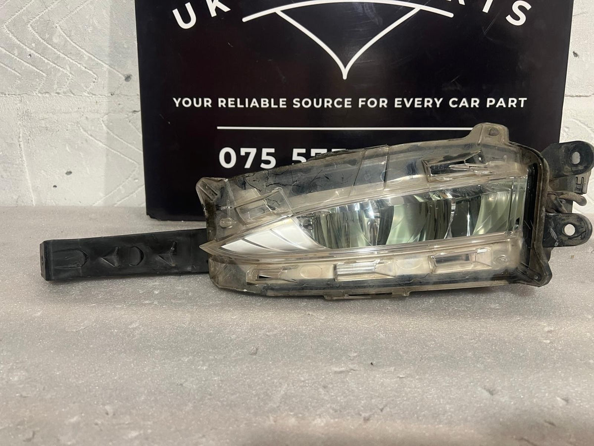 Lexus NX 300h 2014-2017 Front Left LED Fog Lamp / Passenger Side Genuine