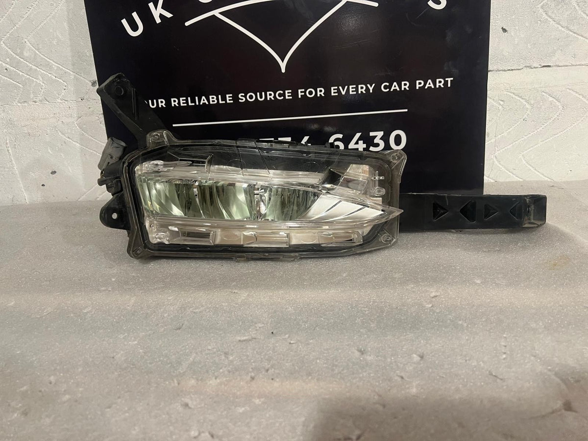 Lexus NX300H 2018-2022 Front Right LED Spot Fog Light Lamp / Driver Side Genuine