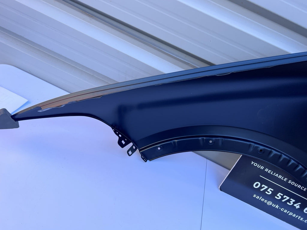 BMW X7 G07 2023- On Right front fender wing Brand New Aluminium