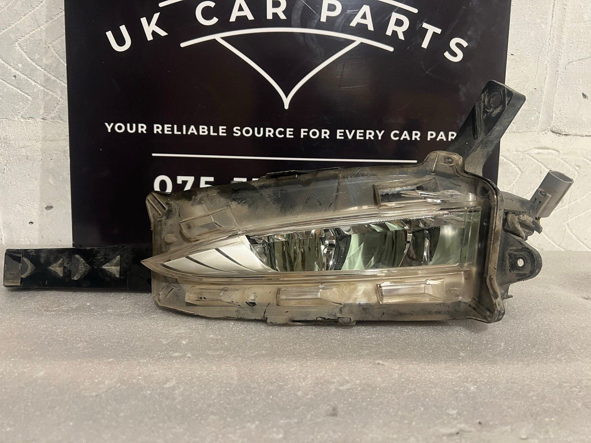 Lexus NX300H 2018-22 Front Left LED Spot Fog Light Lamp/Passenger Side Genuine