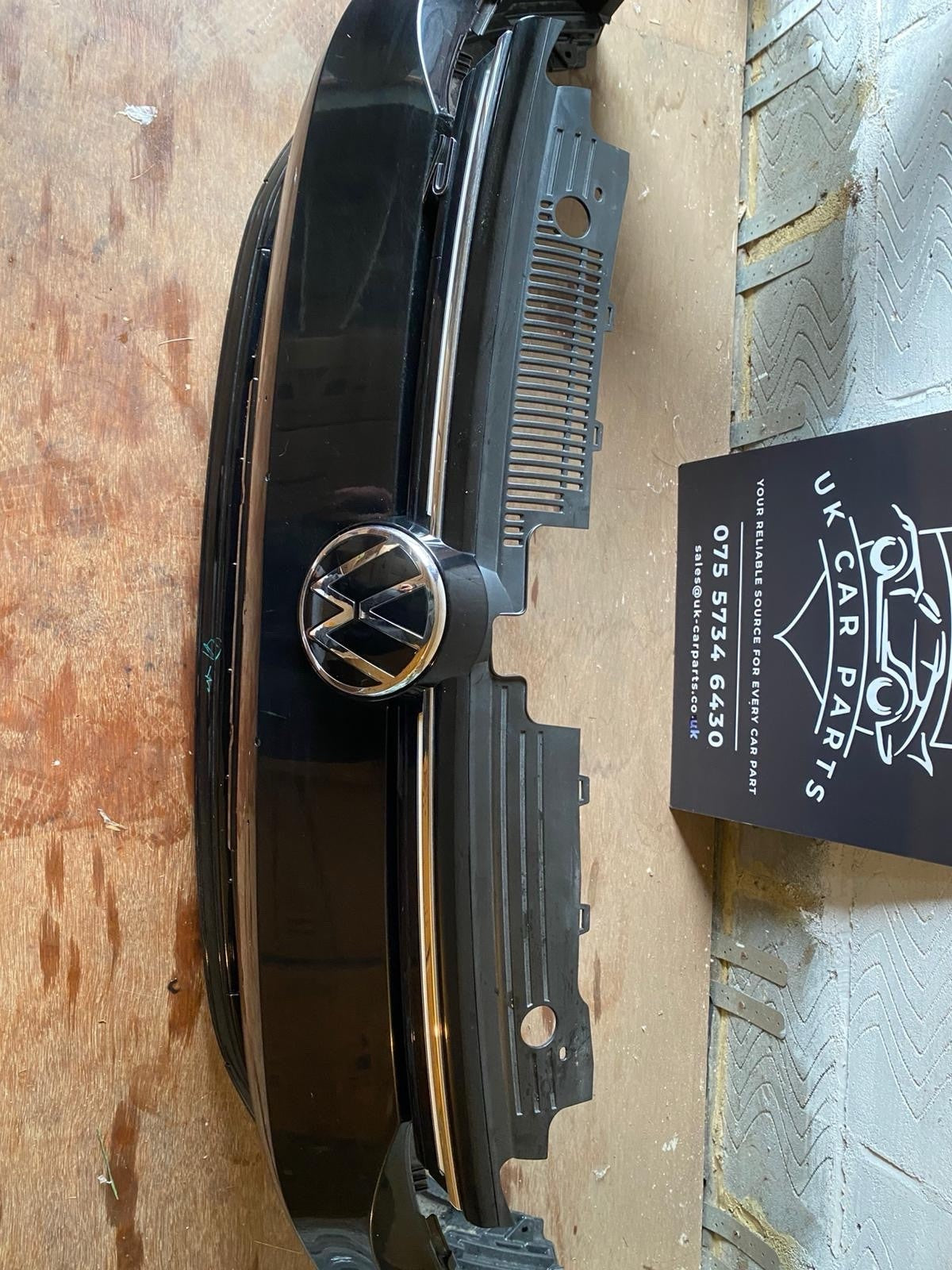 VW Golf R MK8 20-25 Complete Front Bumper In Black With Sensors And Wire