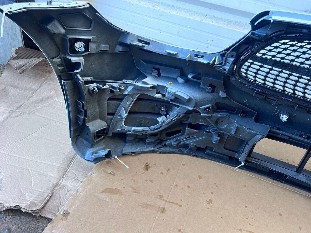 Mercedes-Benz E Class W213 2021-2024 Front Bumper with Grilles / AMG Line White