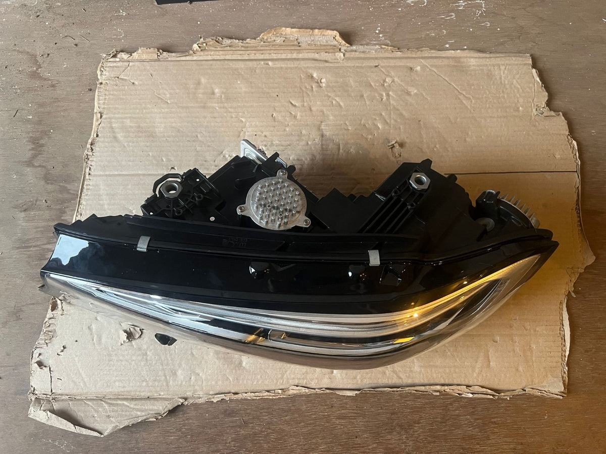 BMW 3 Series G20/G21 Passenger Side LED Headlight 2019–2022 – Genuine