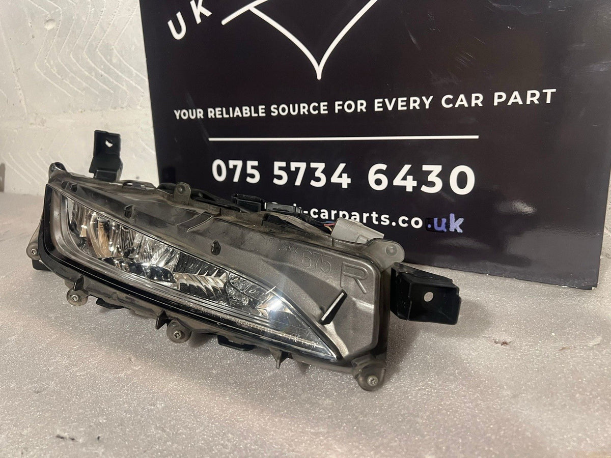LEXUS RX450H 2016-2022 RIGHT DRIVER SIDE FOG LIGHT LED GENIUNE 