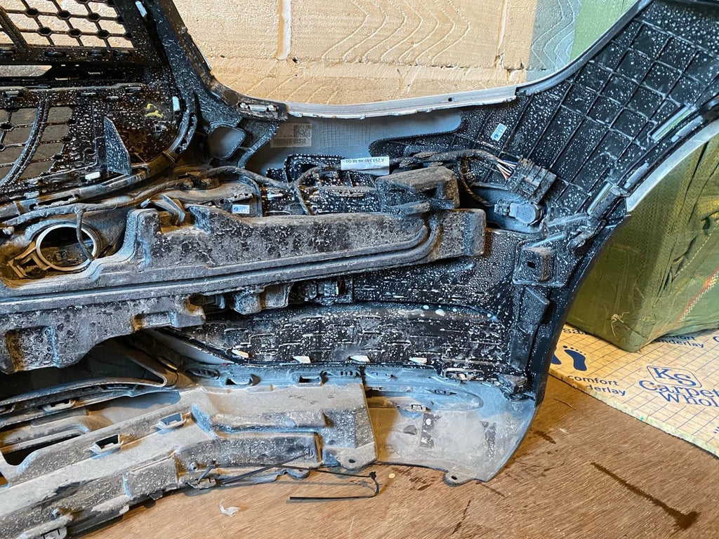 MERCEDES GLC 2019-2022 AMG W253 FACELIFT FRONT BUMPER Genuine With Wires+sensors