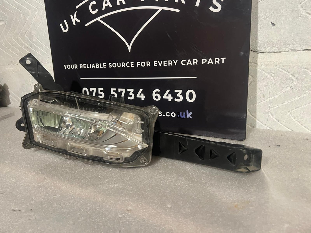 Lexus NX300H 2018-2022 Front Right LED Spot Fog Light Lamp / Driver Side Genuine