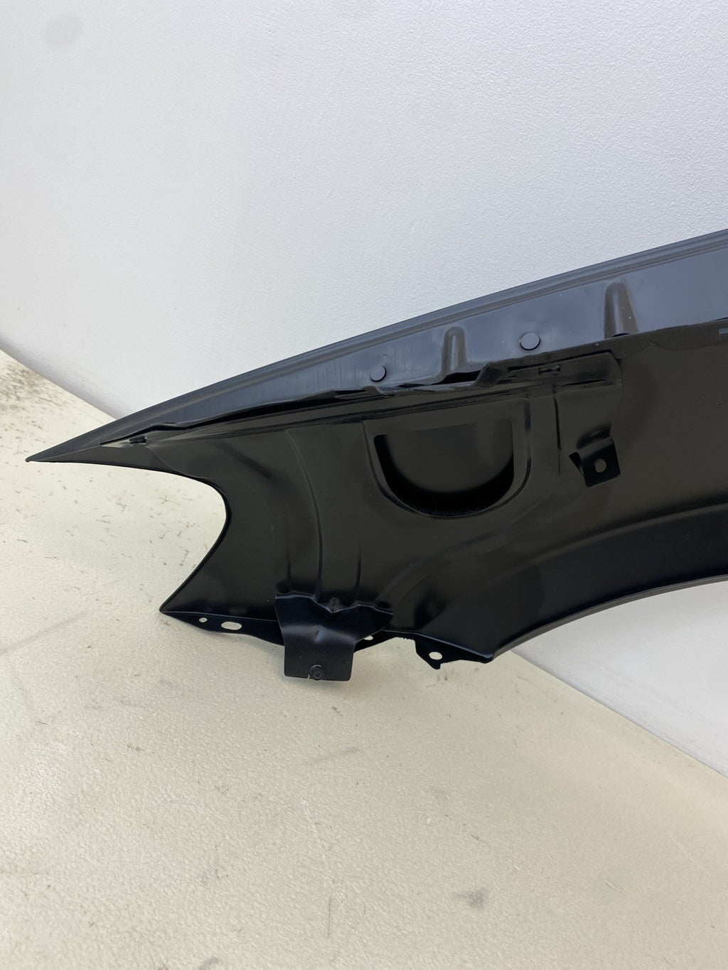 MERCEDES E CLASS W238 COUPE 2017-2023 FRONT WING RIGHT DRIVER SIDE ALUMINIUM