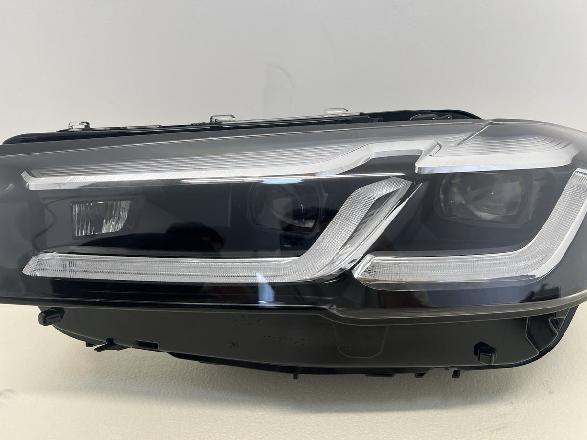 BMW G30 G31 G38 Passenger Side Complete Headlight 2018- 2023With Modules Genuine