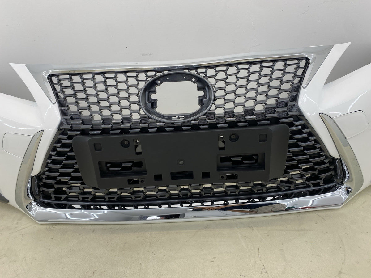 LEXUS CT200H COMPLETE FRONT BUMPER WITH GRILL& FOGLIGTHS 2018-2023