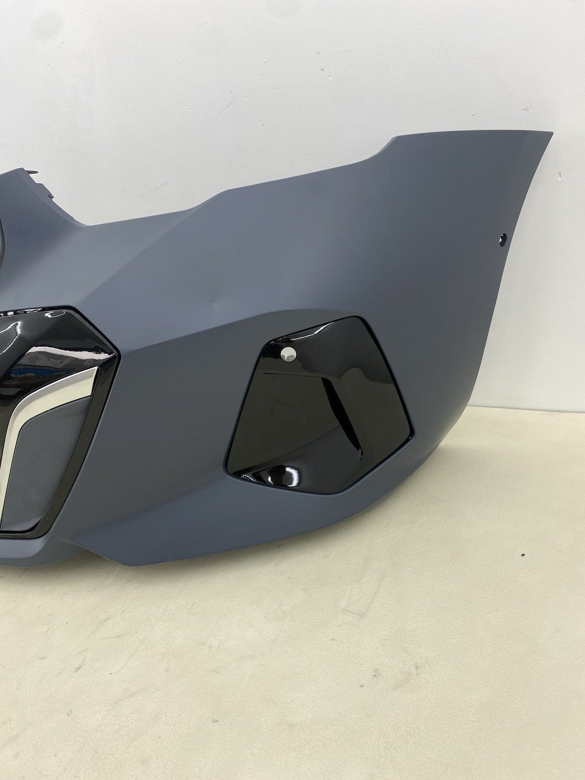 BMW 5 SERIES G60/61 /i5 M SPORT COMPLETE FRONT BUMPER WITH GRILL
