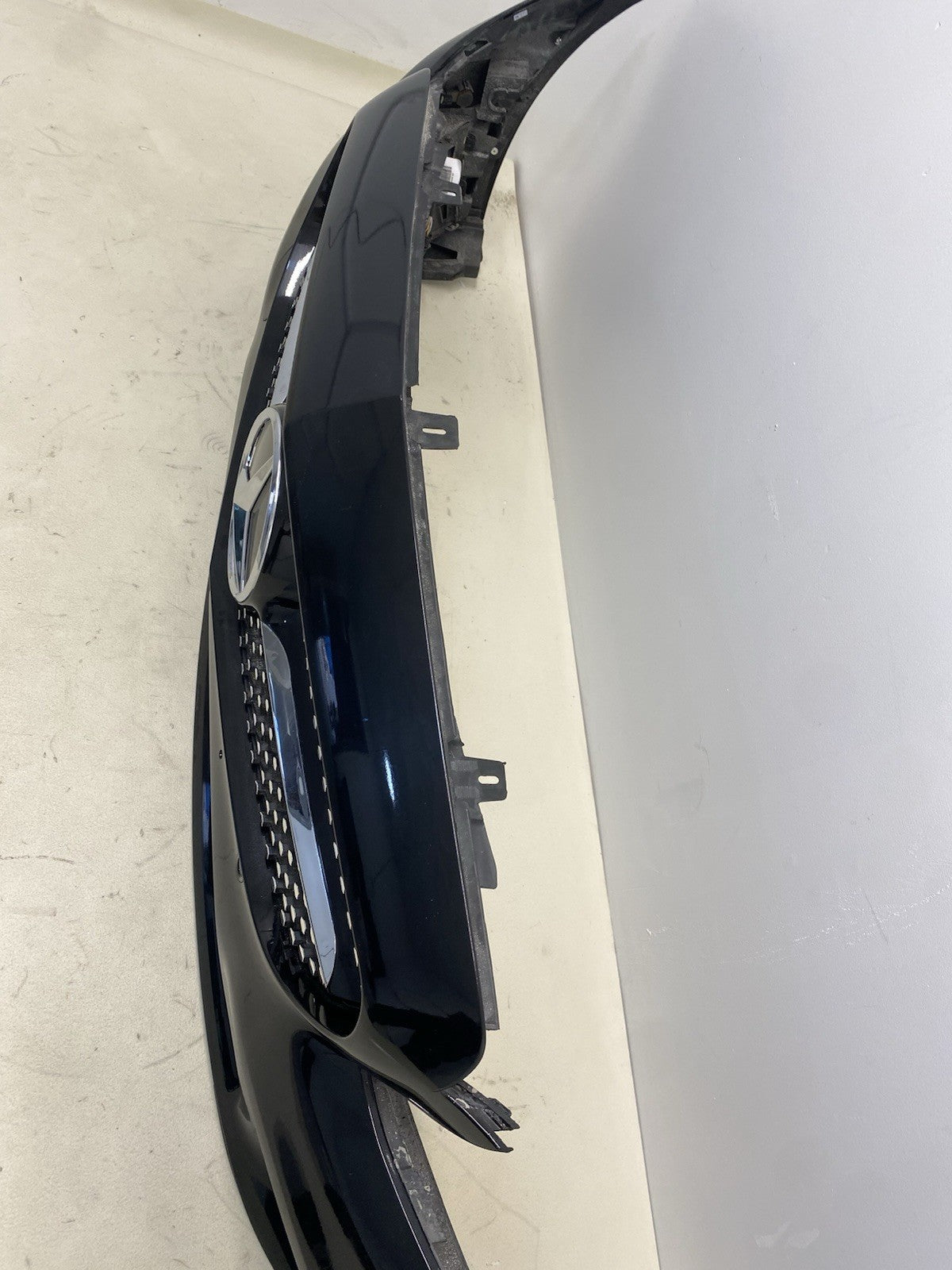 MERCEDES  W205 AMG LINE COMPLETE FRONT BUMPER WITH WIRING &SENSORS 2018 -2021