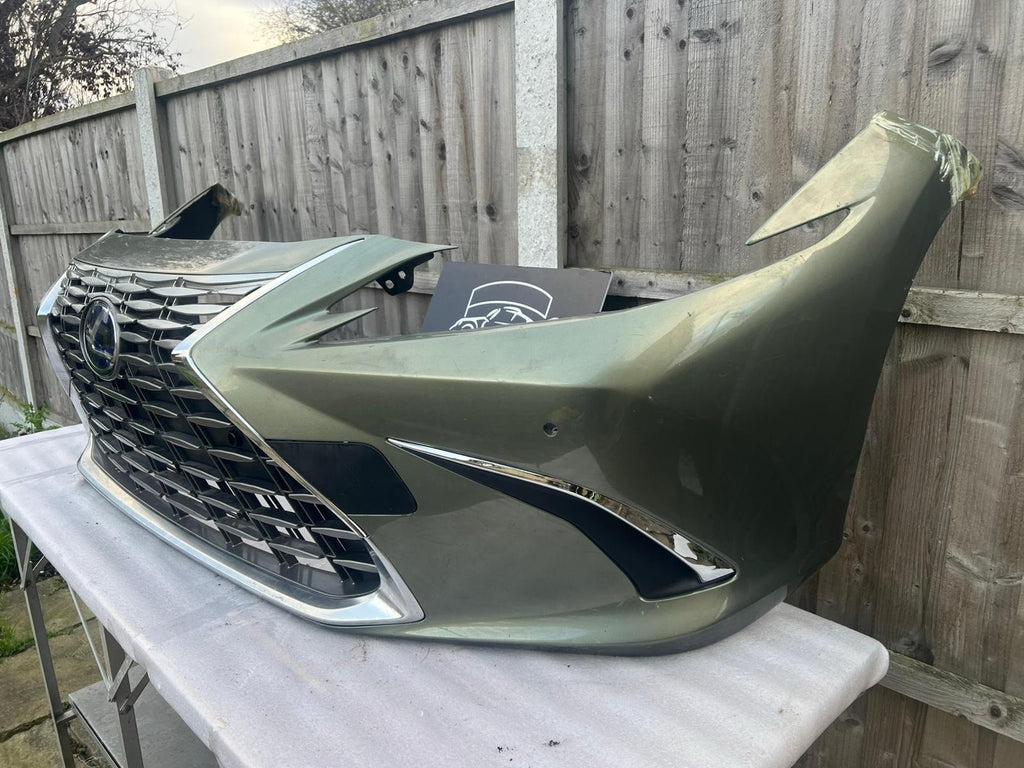 Lexus ES300h 2025 Genuine Front Bumper With Grille In Green Original