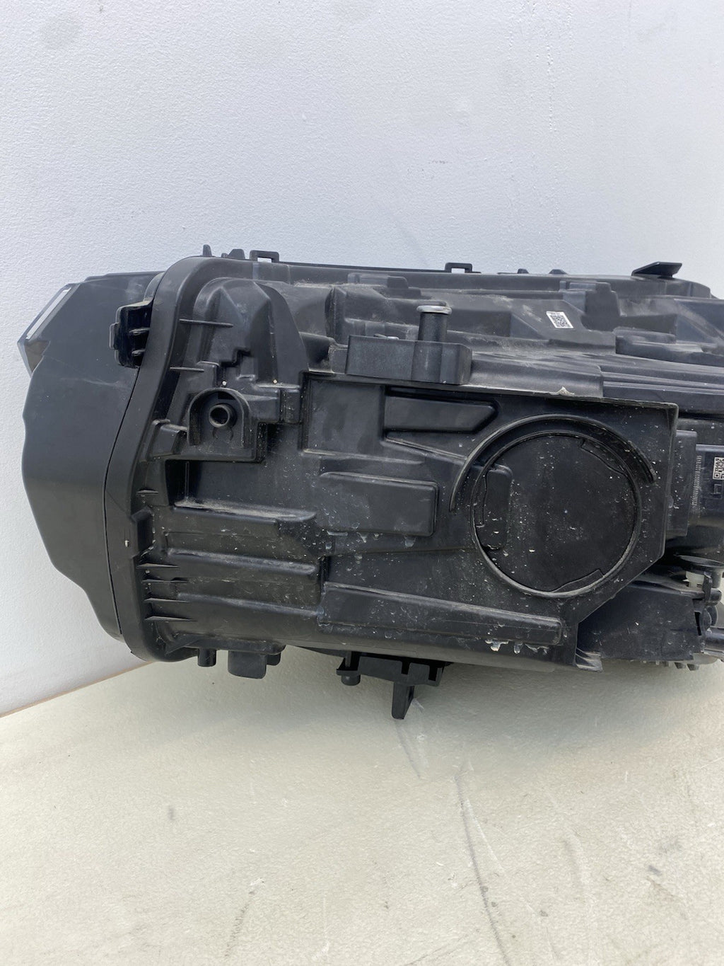 MERCEDES EQA EQB W243 DRIVER SIDE RIGHT LED HEADLIGHT 2022- 2026  A2439069400