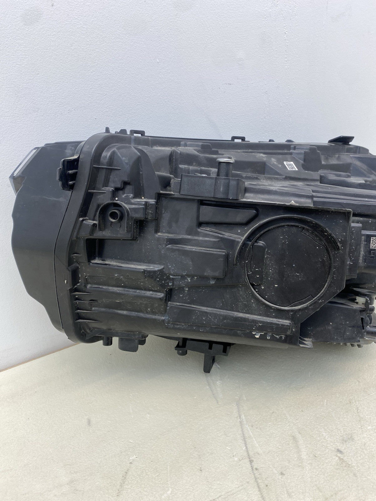 MERCEDES EQA EQB W243 DRIVER SIDE RIGHT LED HEADLIGHT 2022- 2026  A2439069400