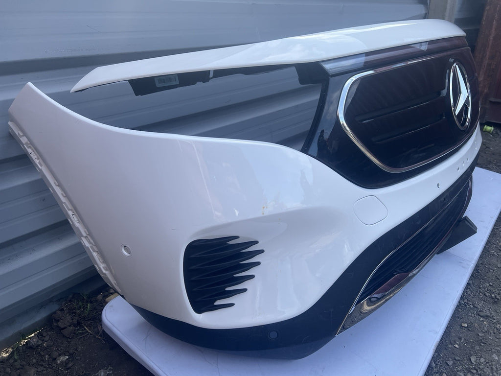 Mercedes Benz EQB AMG LINE W243 Front Bumper White 6 x PDC Genuine In White