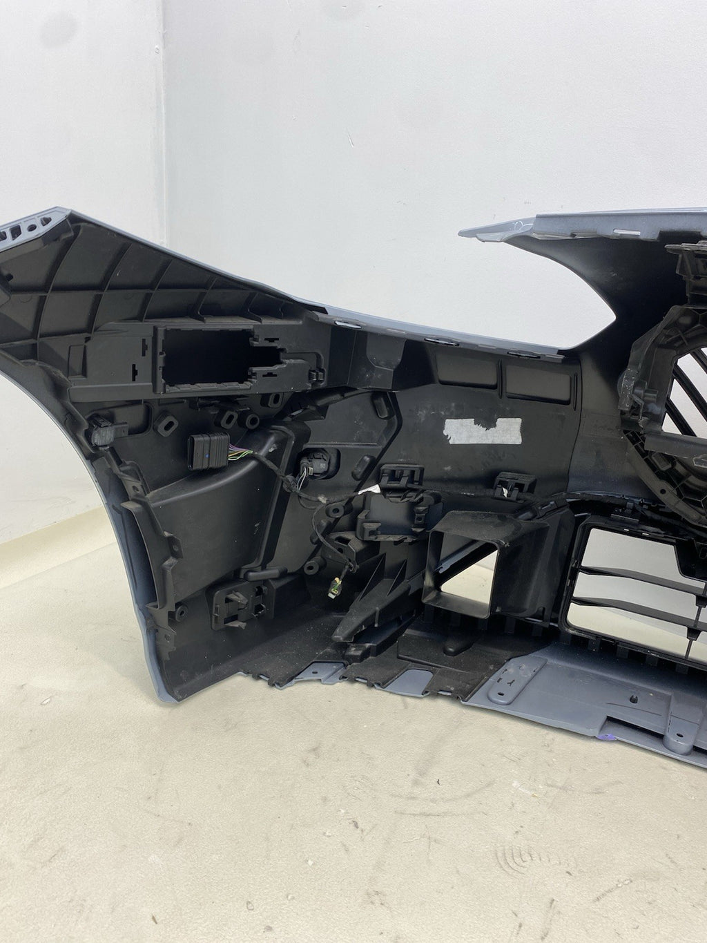 BMW 1 Series F70 M SPORT Complete Front Bumper With Wiring & Sensors 2025-onward