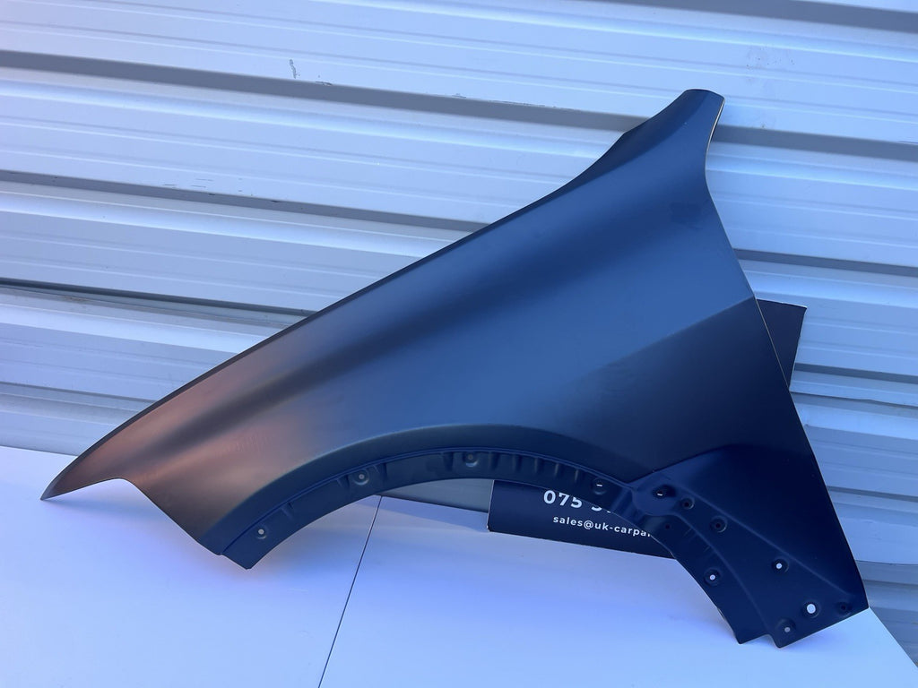 BMW X7 G07 2023- On Right front fender wing Brand New Aluminium