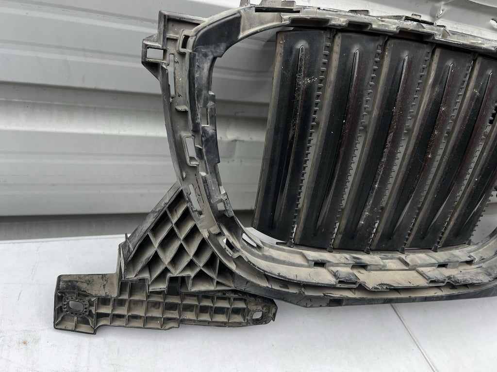 BMW X3 G01 X4 G02 2020-2024 Front Bumper Radiator Grille Active Air Shutter Comp