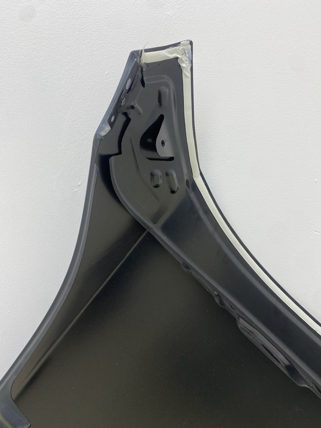 MERCEDES C CLASS W206 2022 - ONWARDS FRONT WING DRIVERS SIDE FENDER  ALUMINIUM