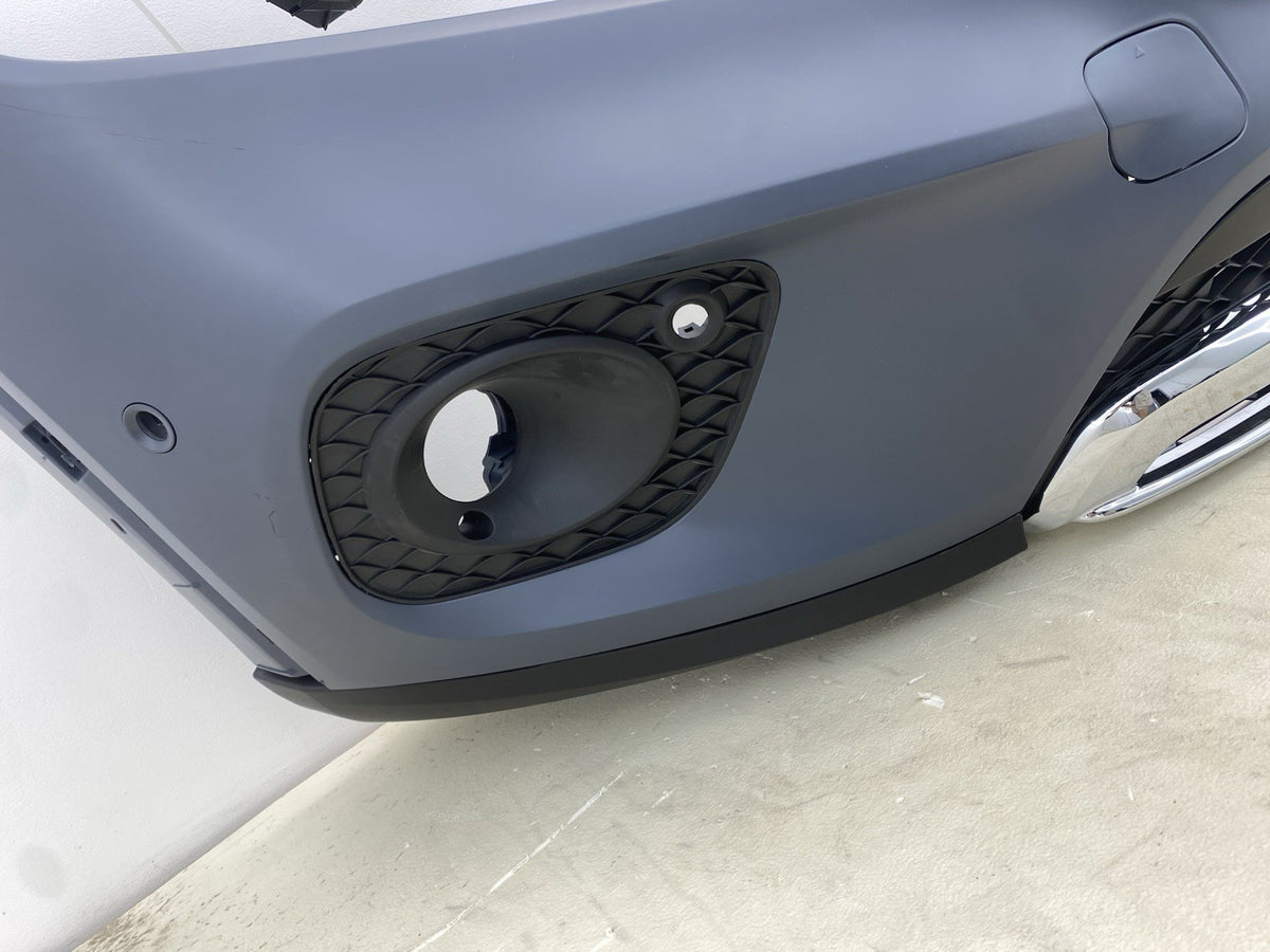 Mercedes Benz GLB X247 pre-facelift Complete front bumper Standard  2019-2023