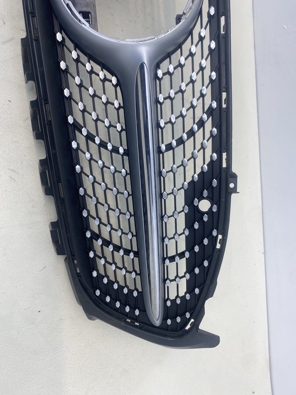 MERCEDES BENZ CLA 2019-2022 AMG W118 FRONT BUMPER MAIN GRILLE  A1188880000