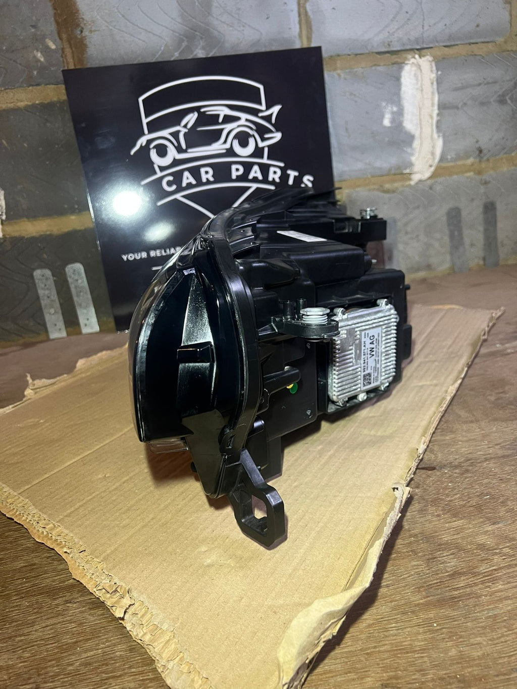 VW TIGUAN DRIVER SIDE FULL LED HEADLIGHT 2025 onwards  57G 941 036