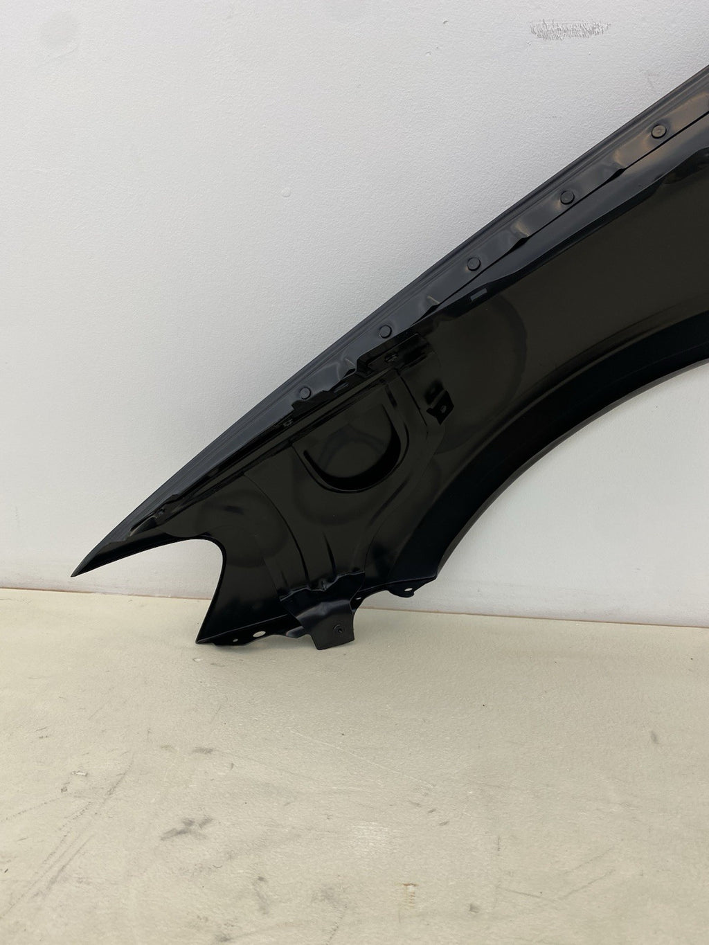 MERCEDES E CLASS W213 2017-2023 DRIVER SIDE RIGHT WING PANEL FENDER ALUMINIUM