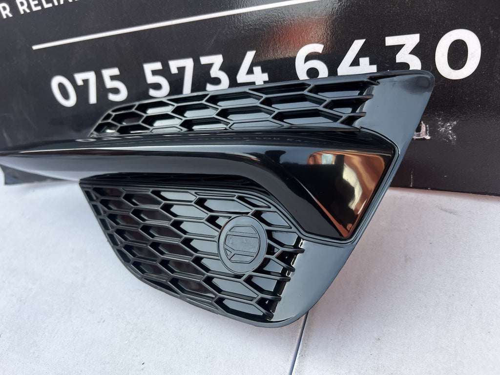 NISSAN QASHQAI J11 2014-2021 FRONT RIGHT FOG LIGHT GRILL COVER TRIM NEW NO HOLE