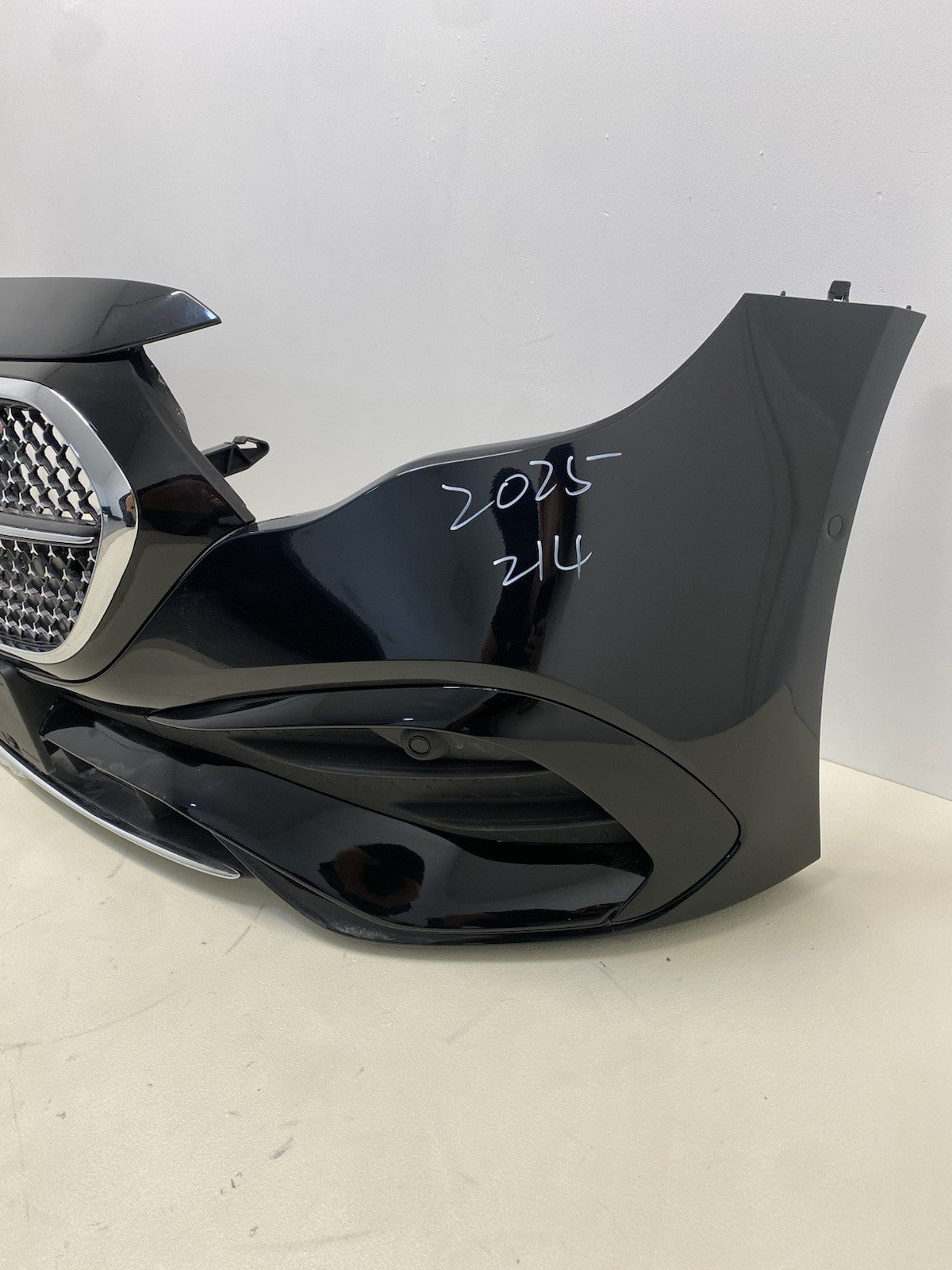 MERCEDES E CLASS W214 AMG COMPLETE FRONT BUMPER GEN WITH WIRE &SENSORS 2024 -ON