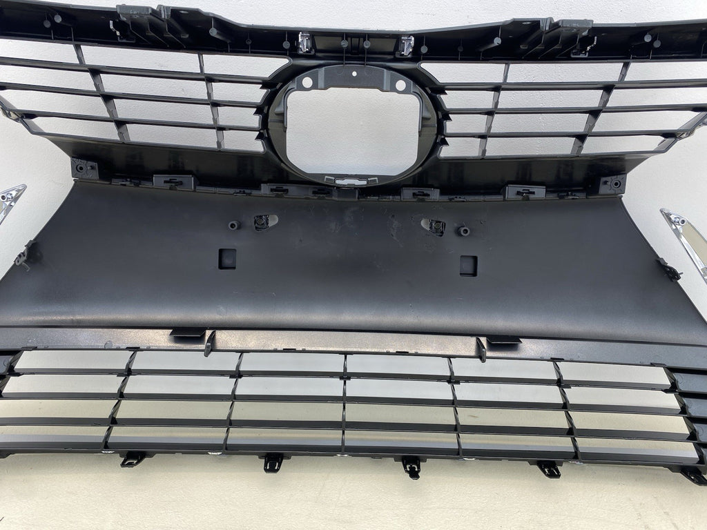 LEXUS CT200H FRONT BUMPER RADIATOR GRILL 2013-2018