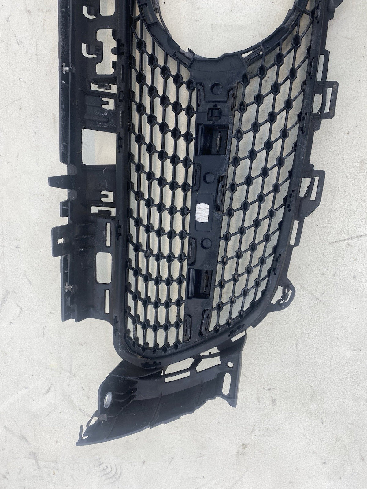 MERCEDES E CLASS COUPE W238 FRONT BUMPER MAIN GRILL GENUINE 2017-2021
