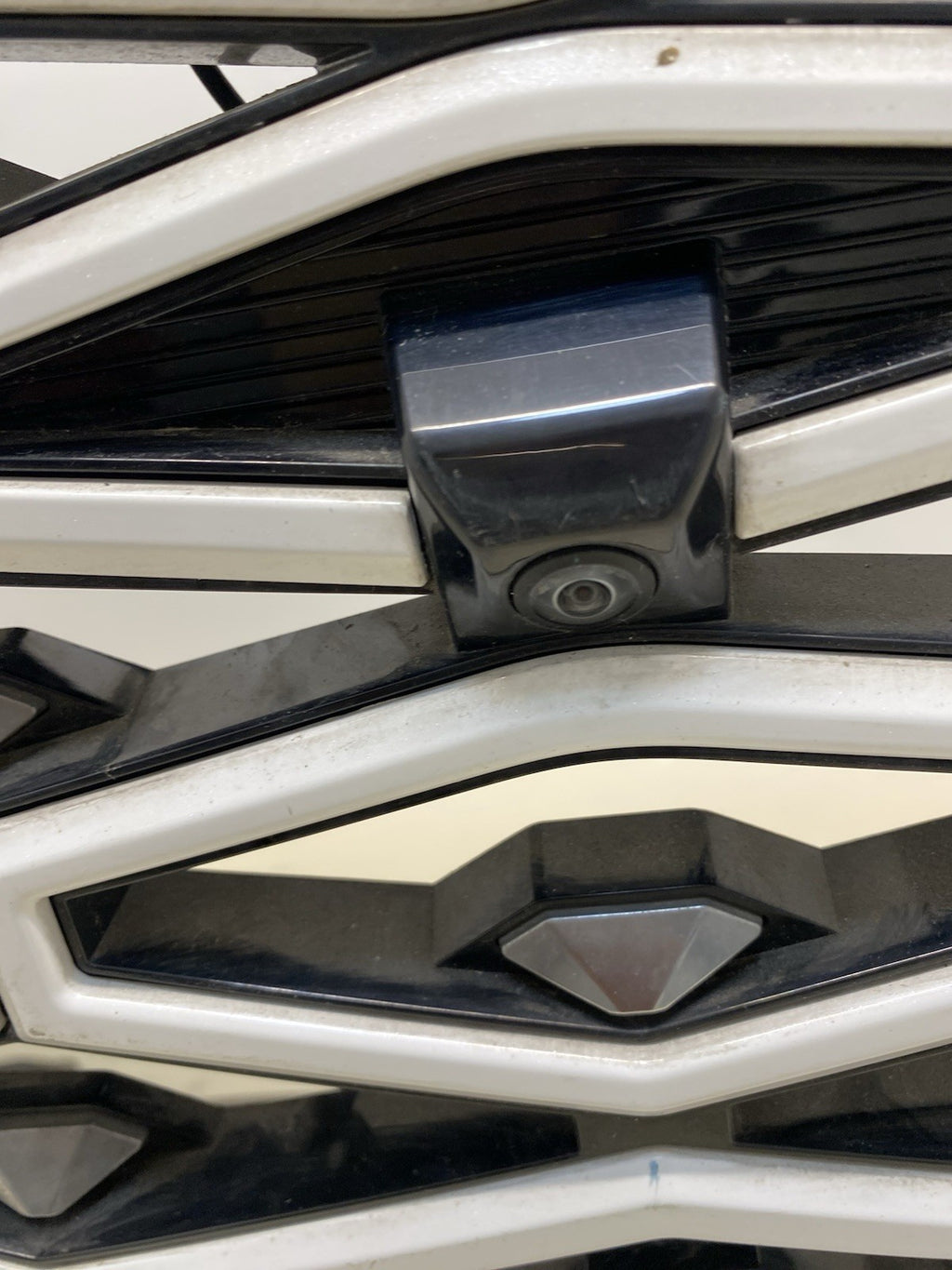 OMODA 5 Complete Front Bumper With Wiring, Sensors & Camera 2024-26