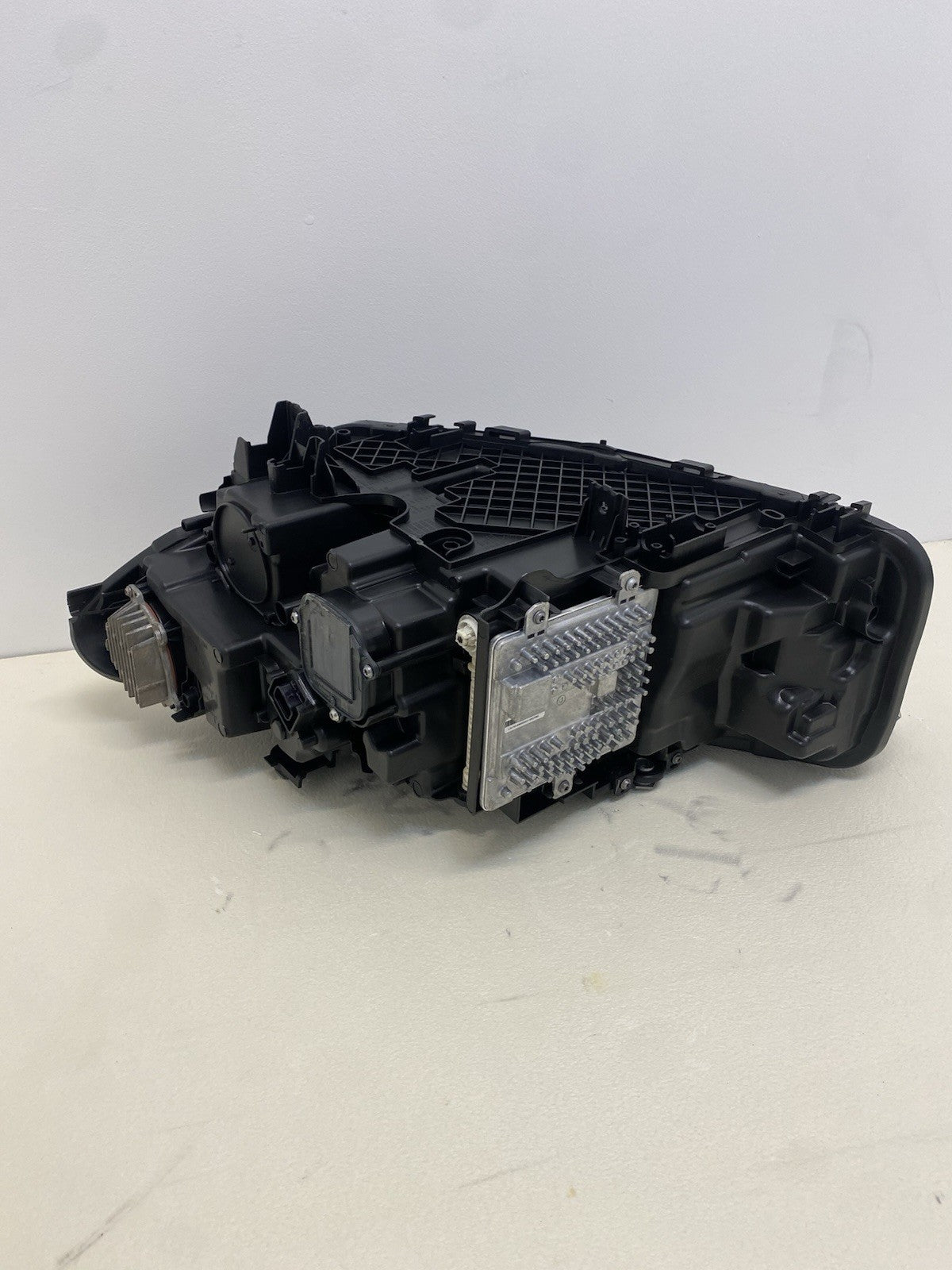 BMW G30 G31 G38 DRIVER SIDE HEADLIGHT LED COMPLETE WITH MODULE 2018-2023 GENUINE
