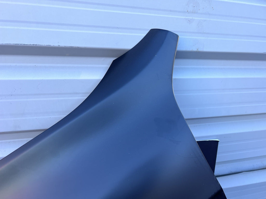BMW X7 G07 2023- On Right front fender wing Brand New Aluminium