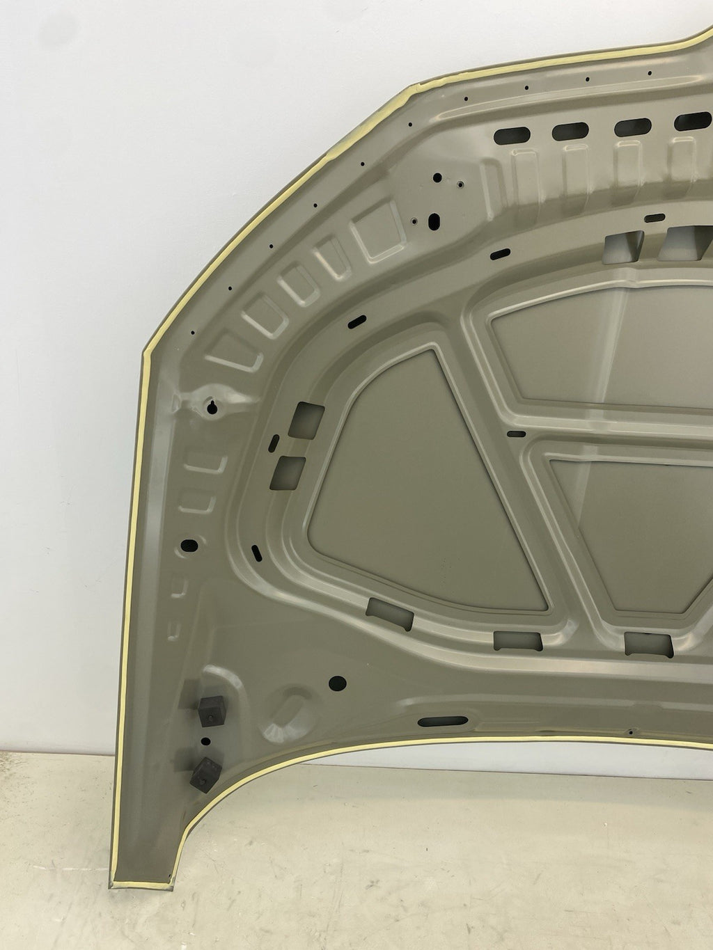 SKODA SUPERB MK3 2015 – 2019 BONNET HOOD  PANEL PRIMED STEEL  HIGH QUALITY