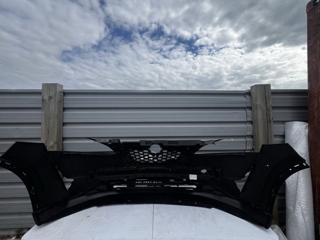 NISSAN QASHQAI J12 FRONT BUMPER IN PRIME 2021-24 BRAND NEW