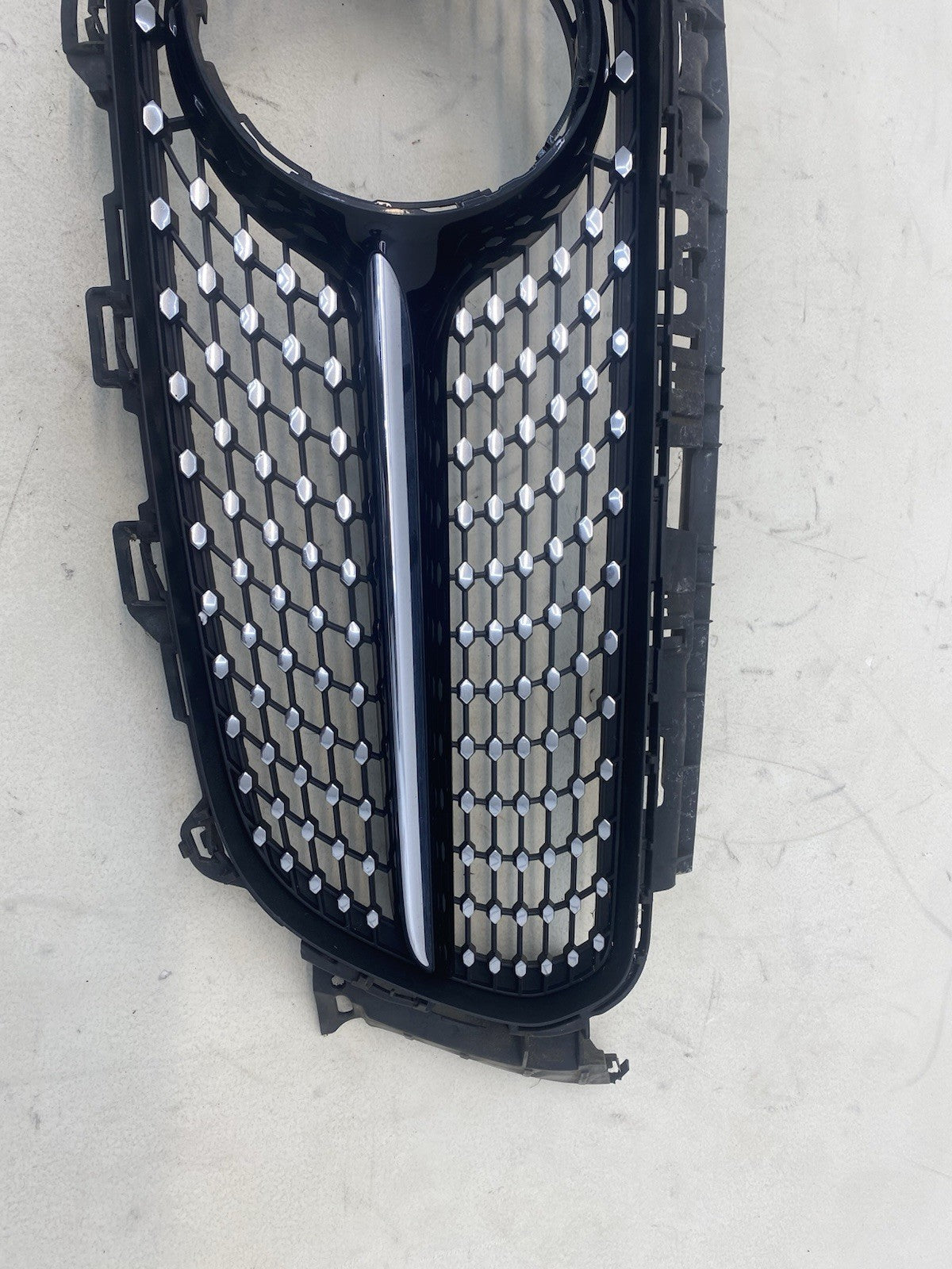 MERCEDES E CLASS COUPE W238 FRONT BUMPER MAIN GRILL GENUINE 2017-2021