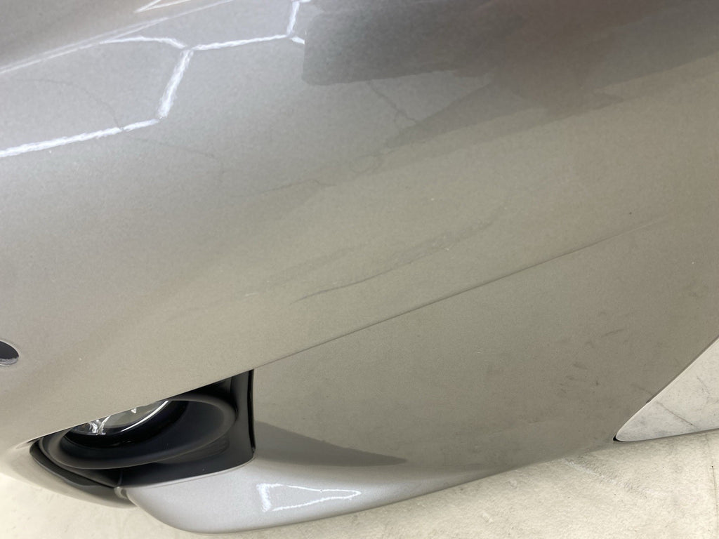 LEXUS CT200H COMPLETE FRONT BUMPER WITH GRILL & fog lights 2013-2017