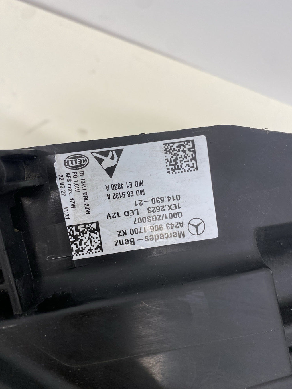 MERCEDES EQA EQB PASSENGER SIDE LEFT LED HEADLIGHT 2022-2026 GENUINE A2439063101