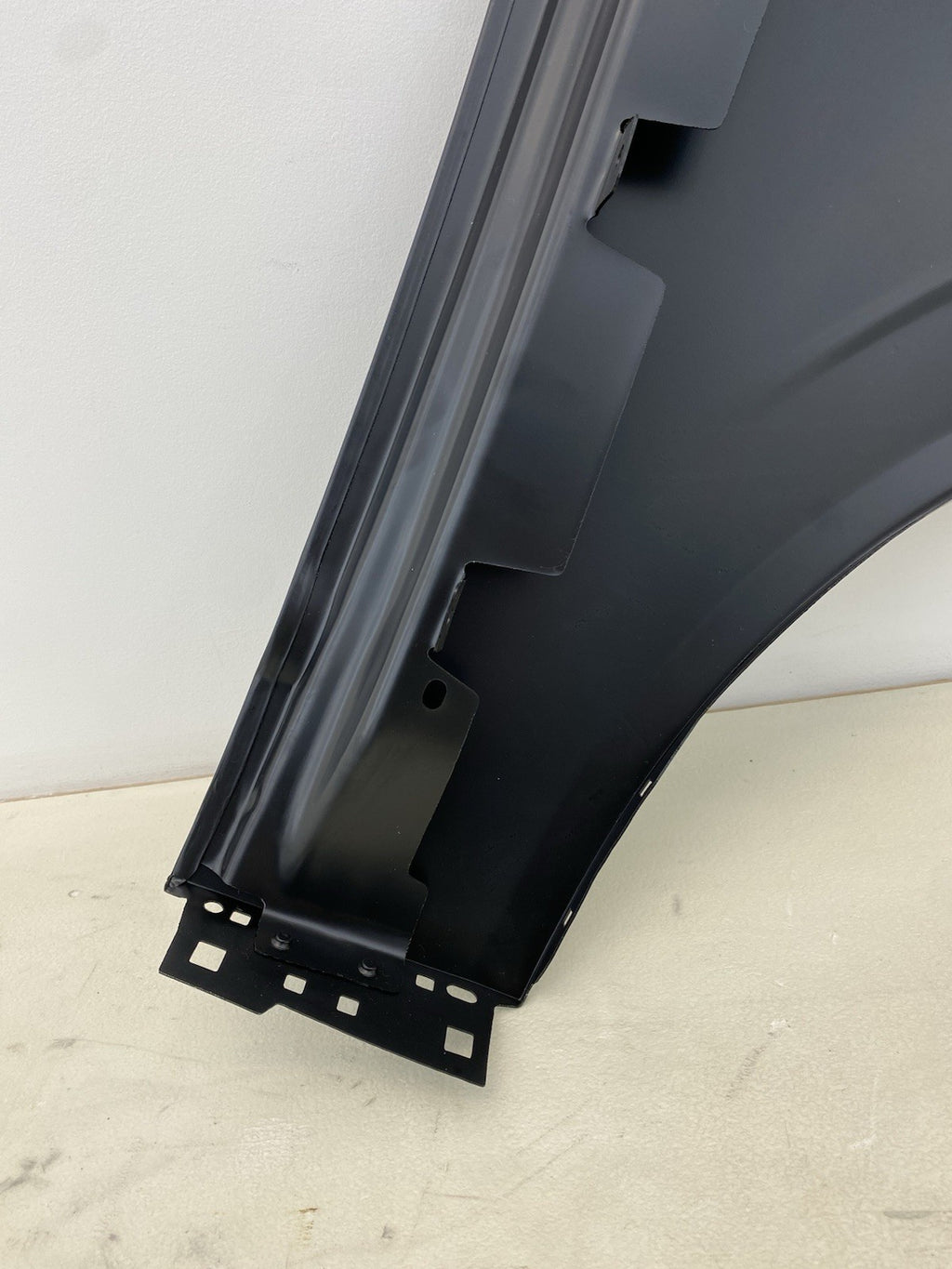 VOLVO XC60 2018–2022 FRONT LEFT WING PANEL FENDER PASSENGER SIDE ALUMINIUM NEW