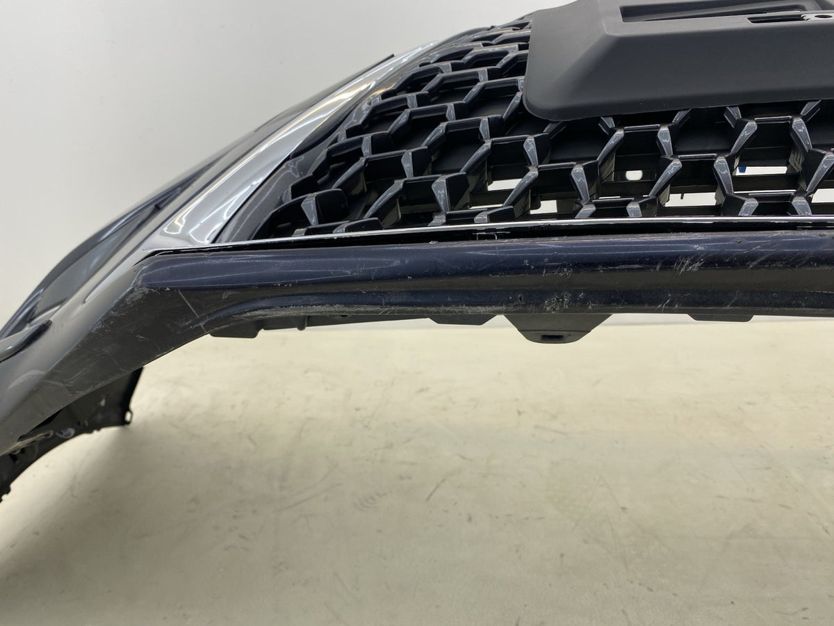 LEXUS CT200H COMPLETE FRONT BUMPER WITH GRILL& FOGLIGTHS 2018-2023