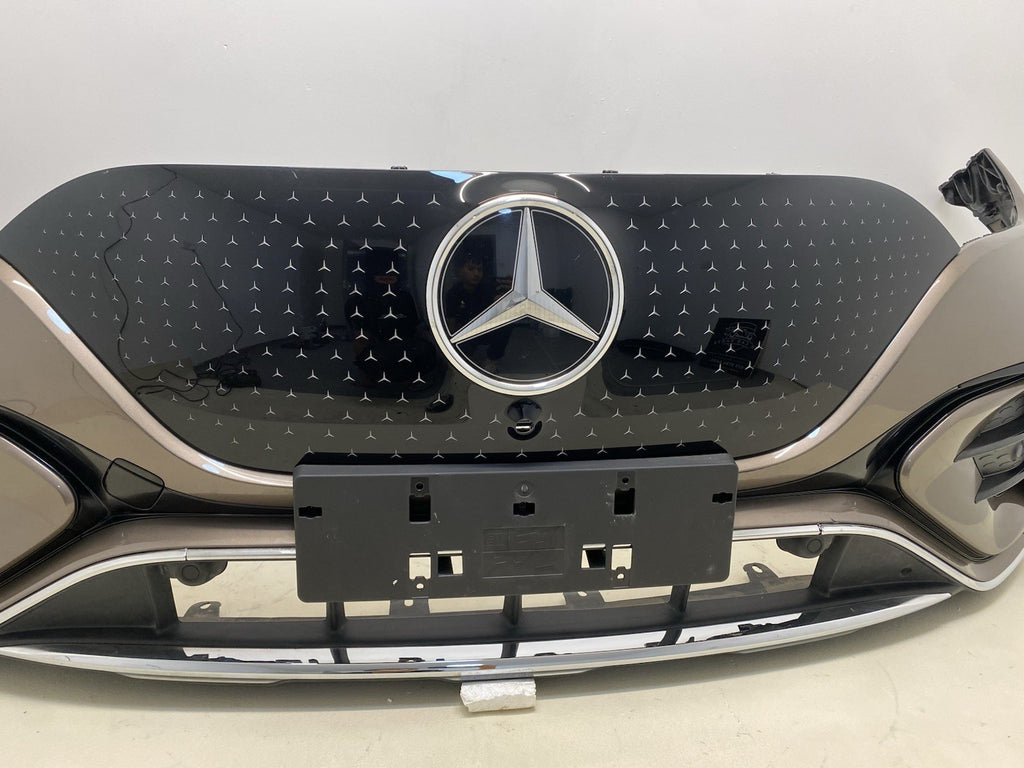 MERCEDES BENZ EQE 350+ SUV  X294 COMPLETE FRONT BUMPER WITH WIRE & Sensors 24-26