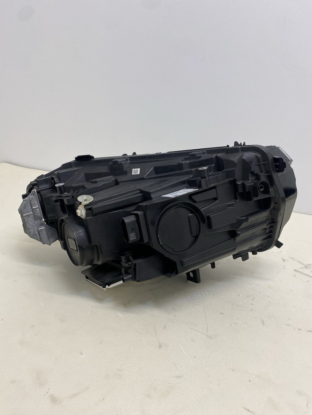 MERCEDES EQA EQB PASSENGER SIDE LEFT LED HEADLIGHT 2022-2026 GENUINE A2439063101