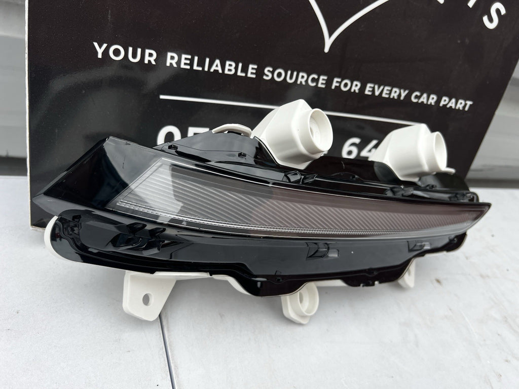 PEUGEOT 208 + 2008 MK2 2019 - 2023 DRL LED FOG LIGHT RIGHT DRIVER p/n 9824241380