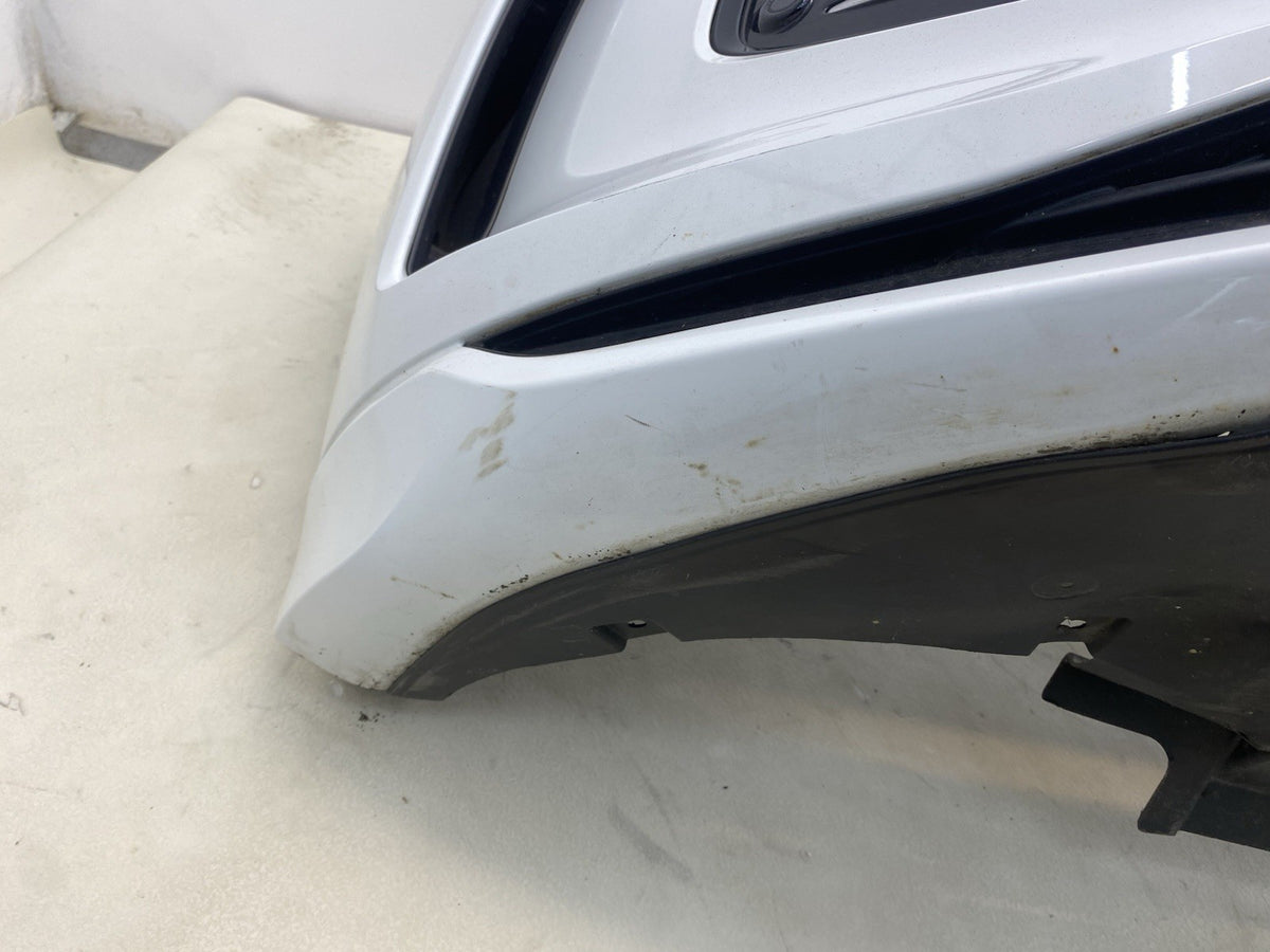 VOLKSWAGEN TIGUAN MK3 24-26 Complete Front Bumper In White With Sensors And Wire