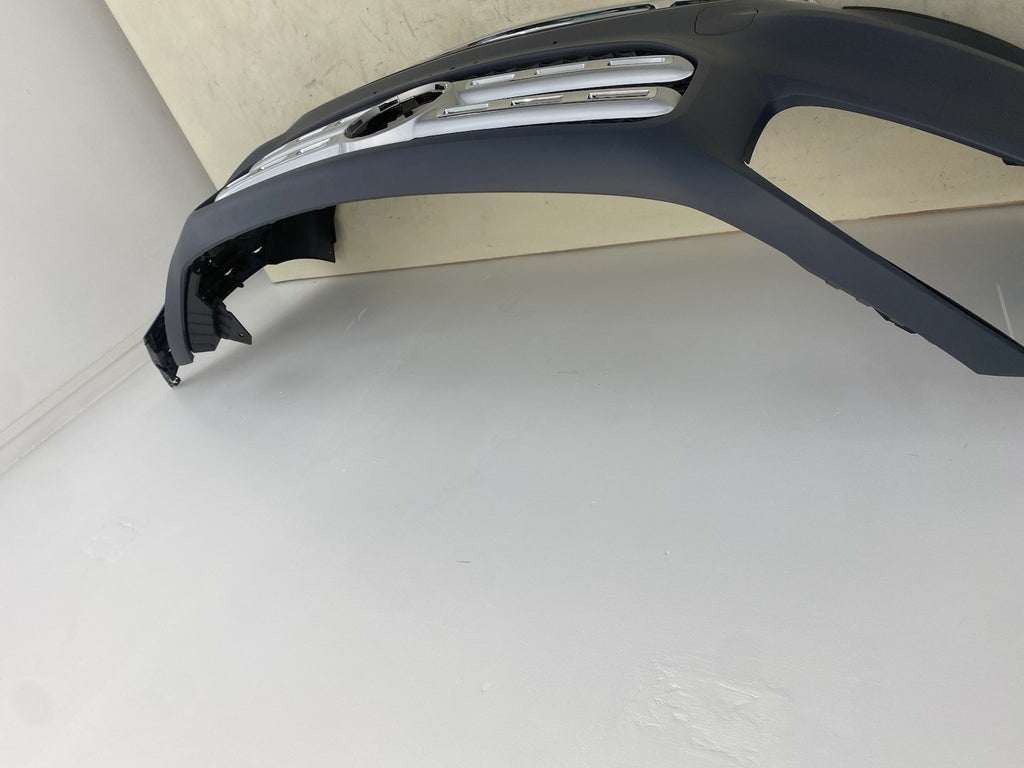 Mercedes Benz GLB X247 pre-facelift Complete front bumper Standard  2019-2023