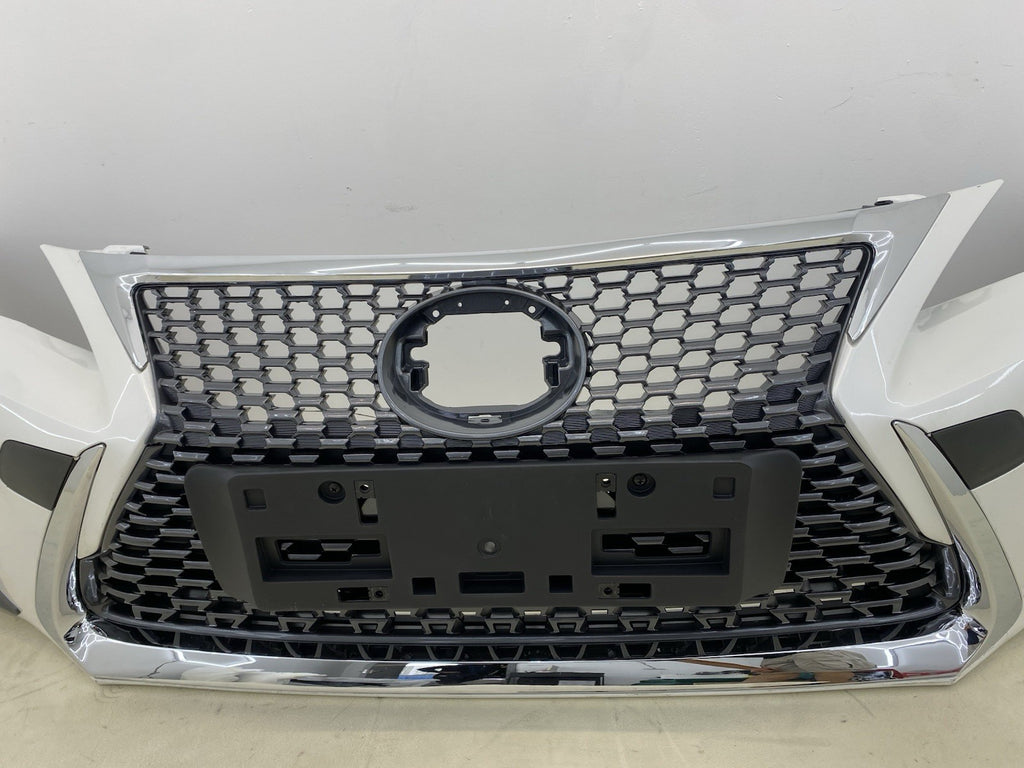 LEXUS CT200H COMPLETE FRONT BUMPER WITH GRILL& FOGLIGTHS 2018-2023