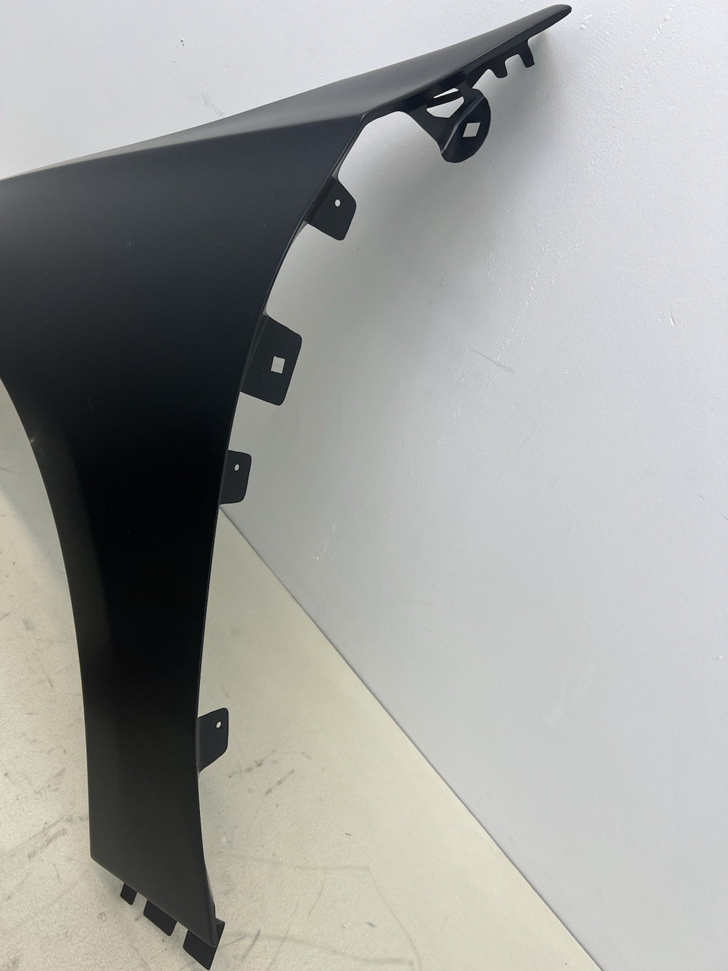 MERCEDES A CLASS W177 FRONT WING LEFT PASSENGERS SIDE ALUMINIUM PRIME