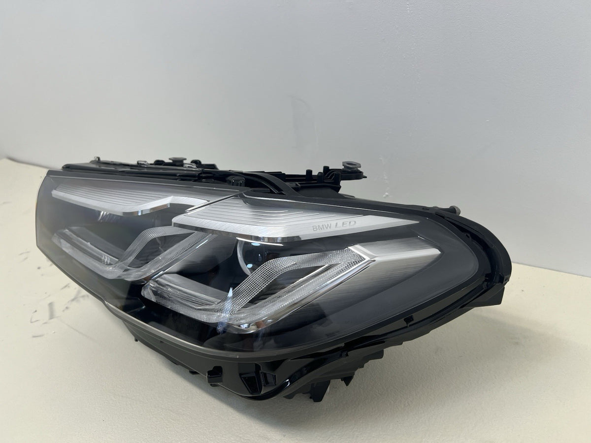BMW G30 G31 G38 Passenger Side Complete Headlight 2018- 2023With Modules Genuine